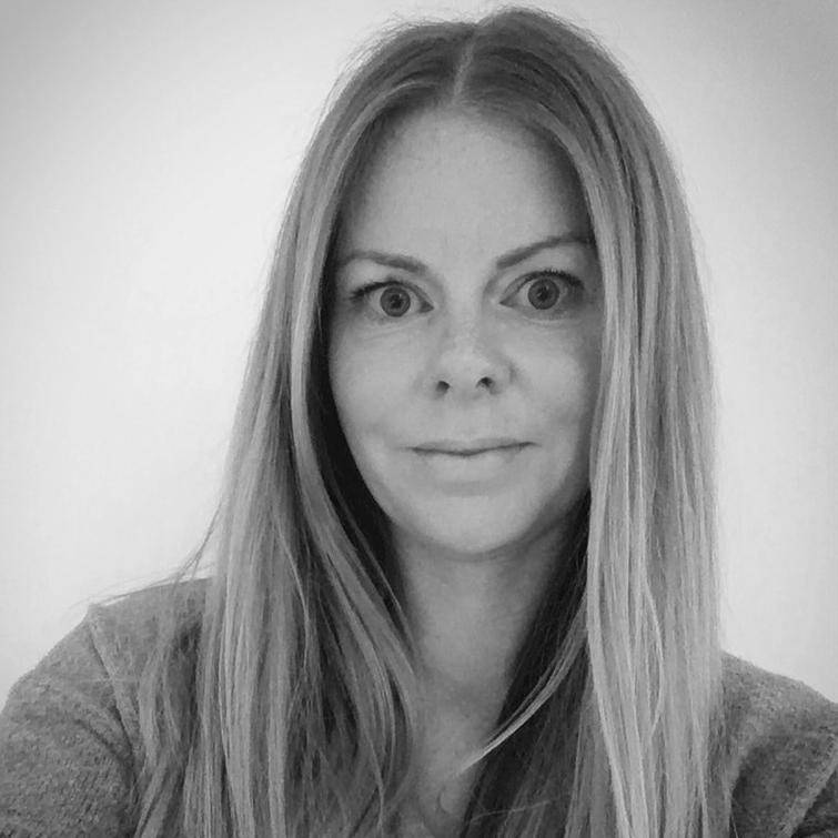 Lucy Carragher