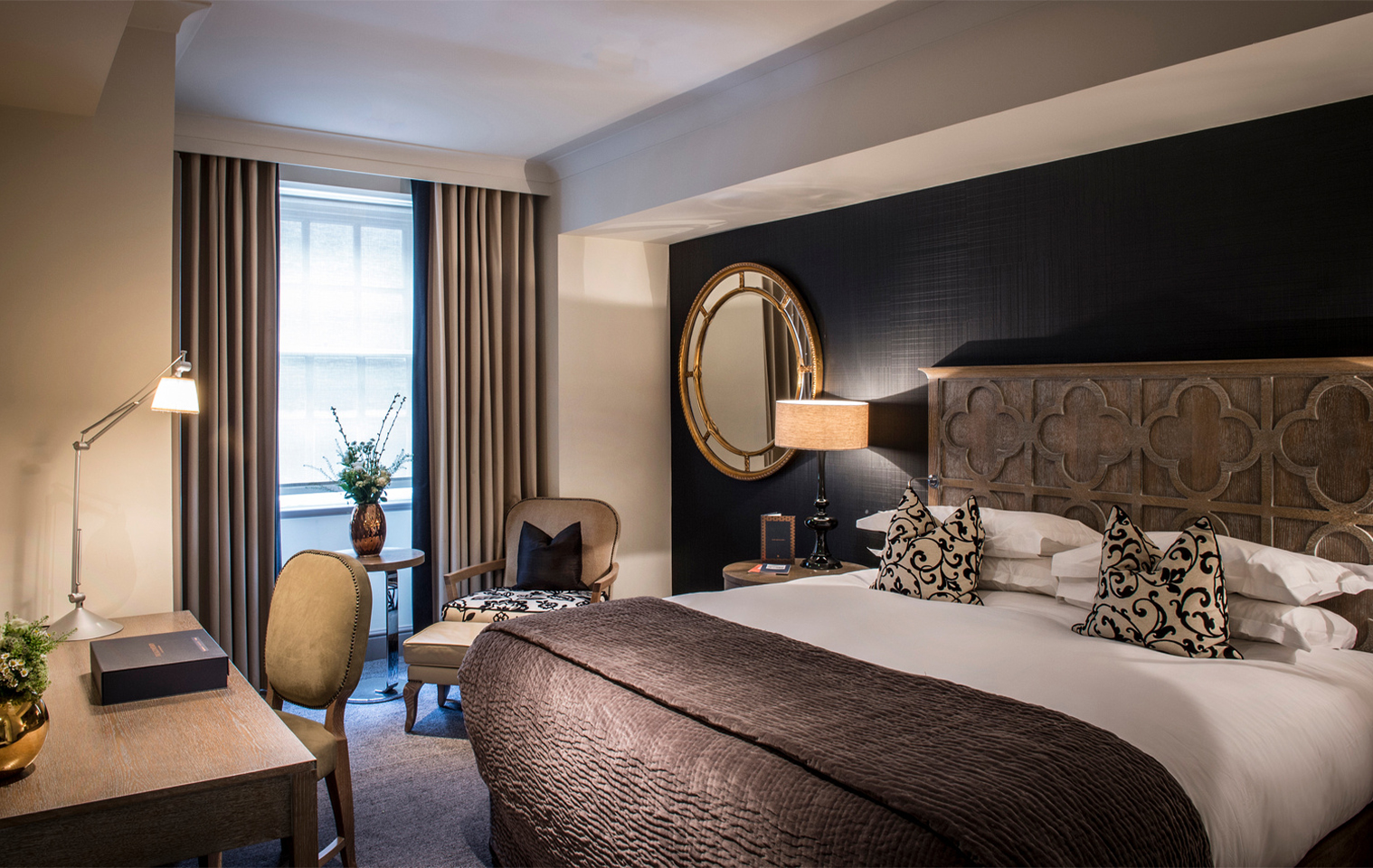 Classic Room - King Bed
